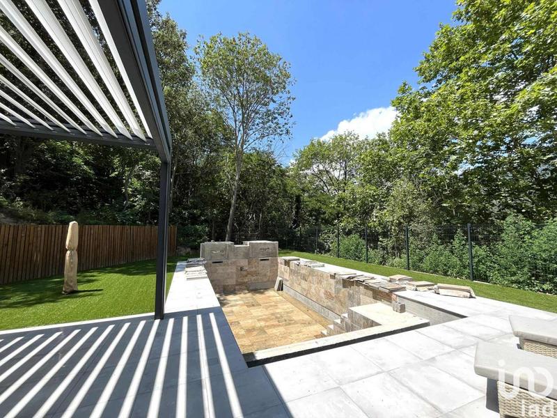 Maison - 145 m² - 5 pièces