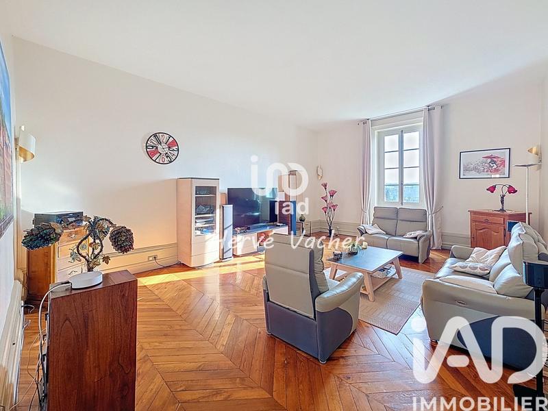 Appartement - 184 m² - 6 pièces