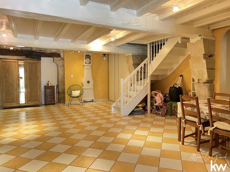 Maison - 175 m² - 6 pièces