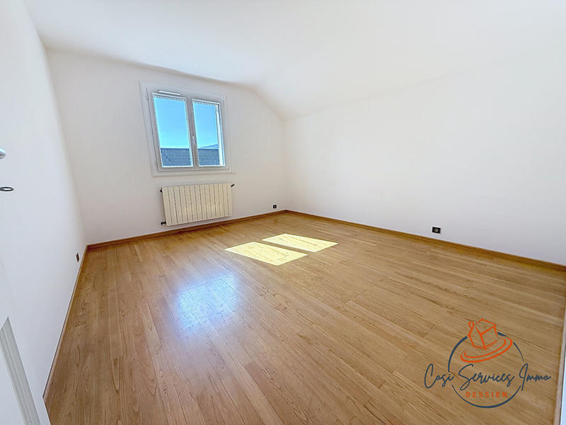 Villa - 200 m² - 7 pièces