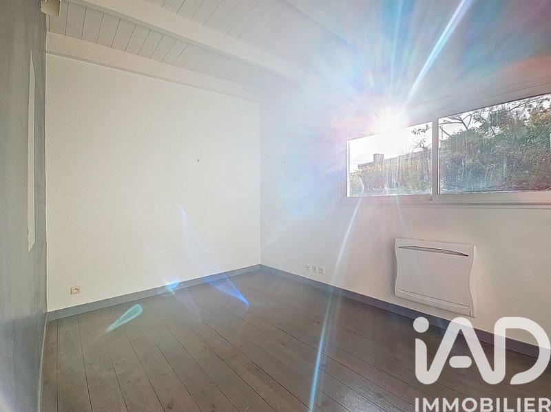 Maison - 200 m² - 7 pièces