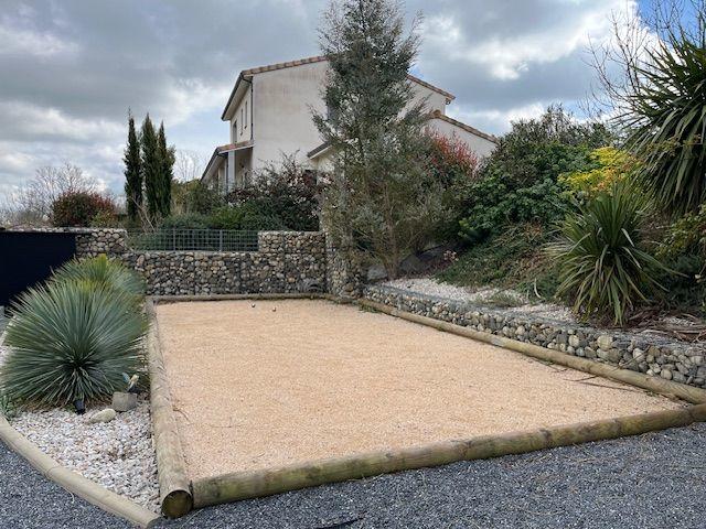 Villa - 200 m² - 6 pièces