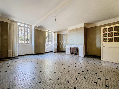 Appartement - 172 m² - 6 pièces