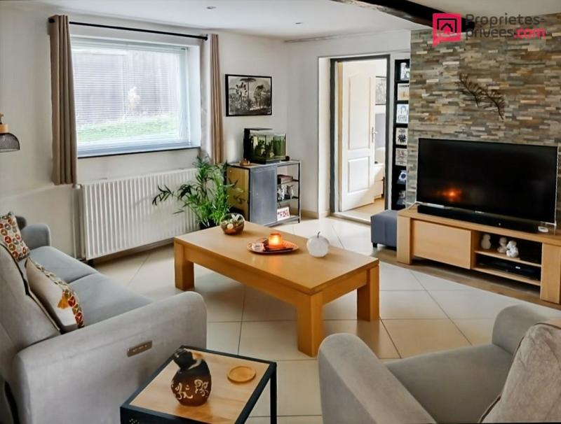 Maison - 151 m² - 9 pièces