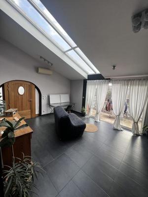 Villa - 100 m² - 5 pièces