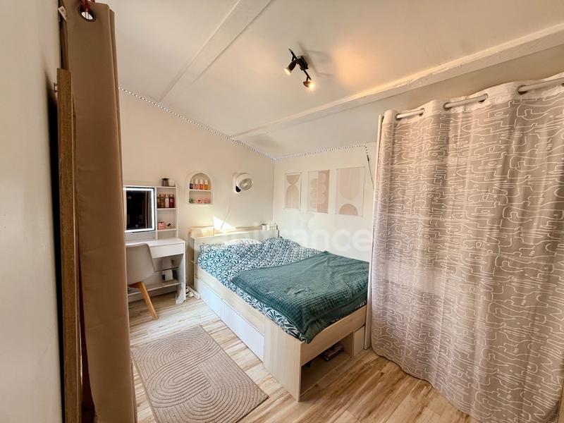 Maison - 141 m² - 7 pièces