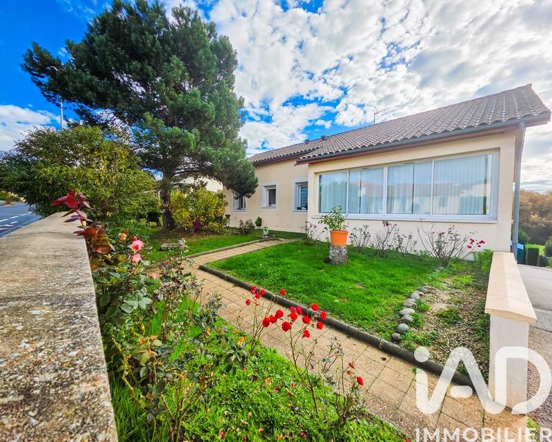 Maison - 136 m² - 6 pièces