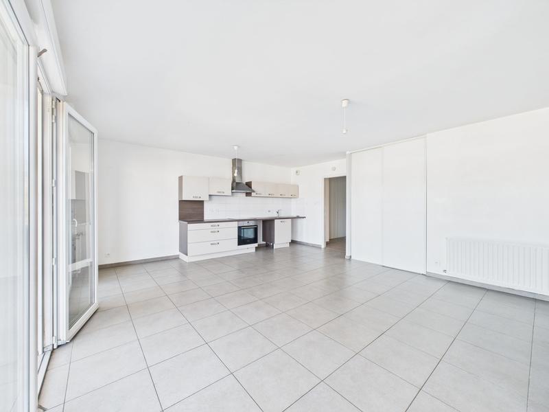 Appartement - 80 m² - 4 pièces