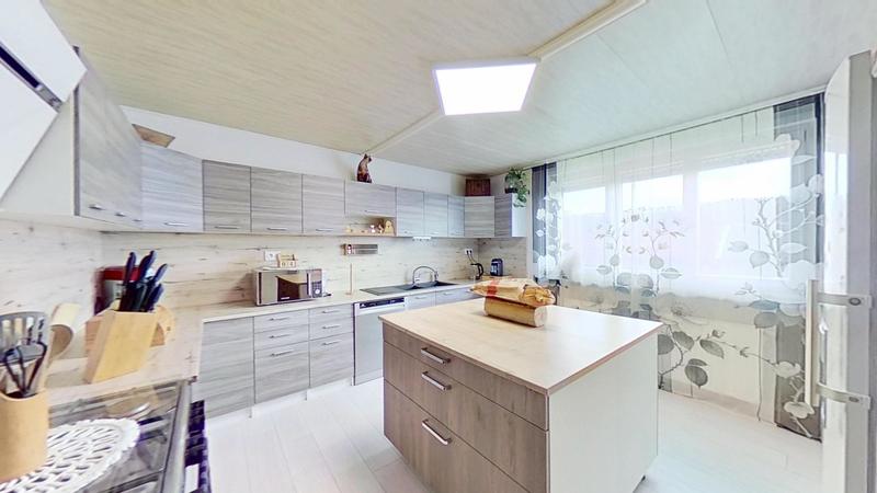 Maison de village - 174 m² - 9 pièces