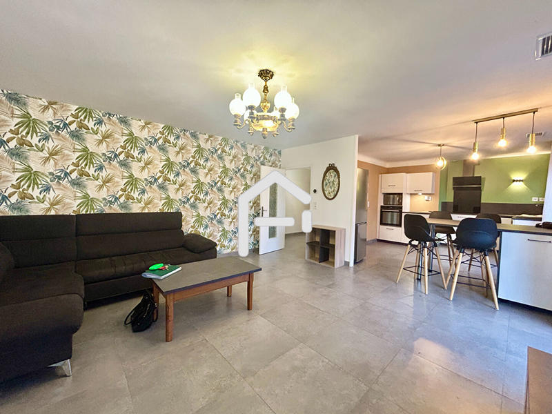 Appartement - 90 m² - 4 pièces