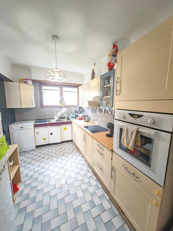 Maison - 95 m² - 5 pièces