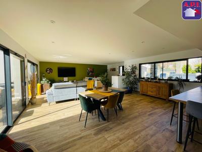Maison contemporaine - 180 m² - 4 pièces