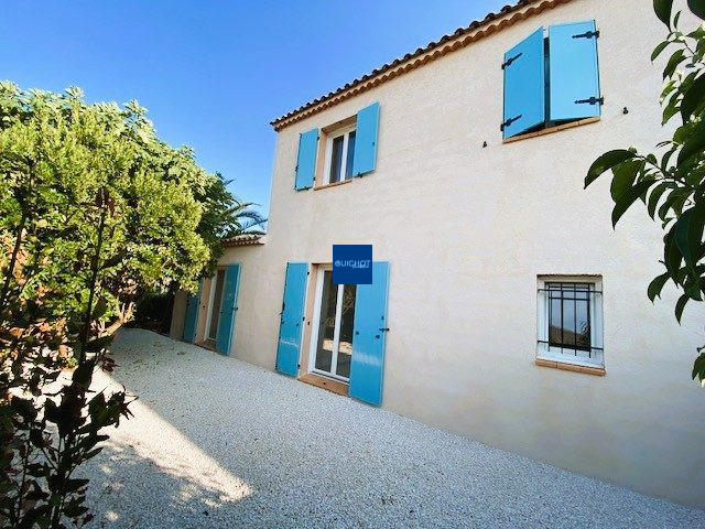 Villa - 95 m² - 5 pièces