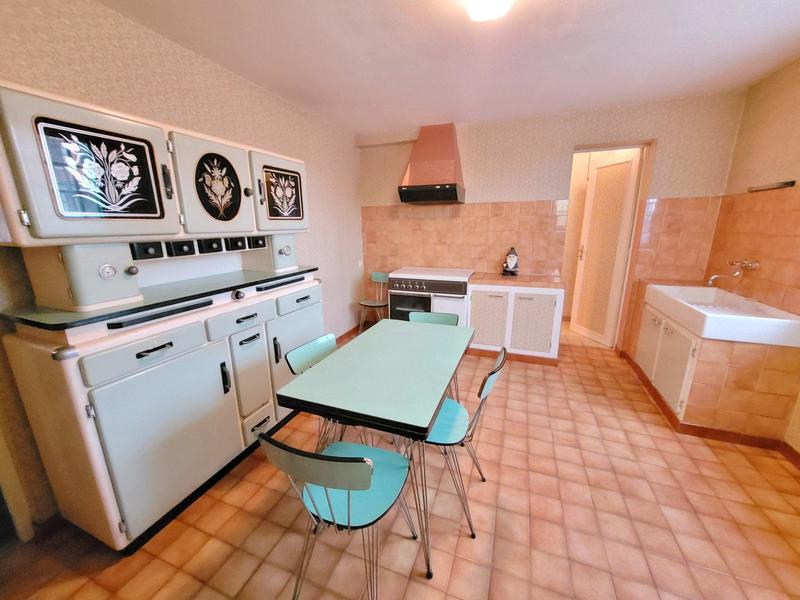 Maison - 140 m² - 5 pièces