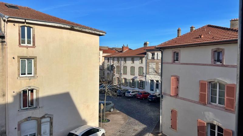 Immeuble - 176 m² - 12 pièces