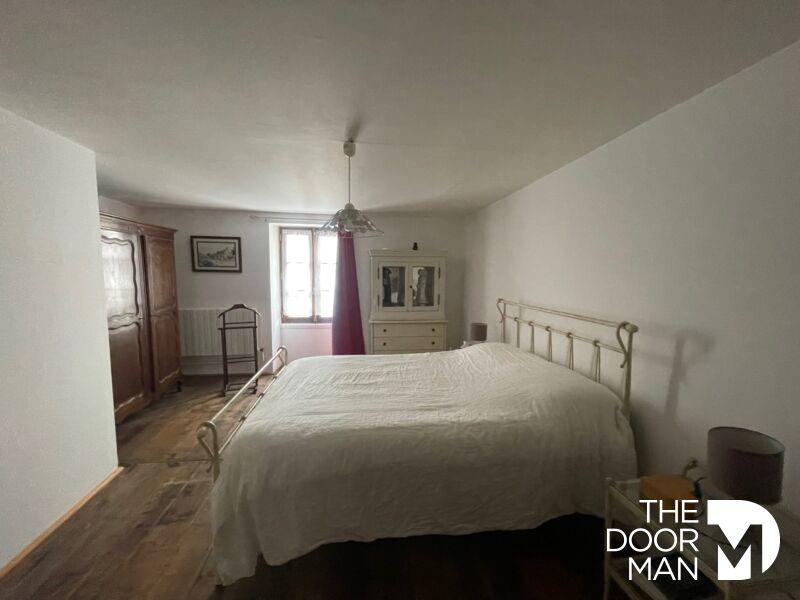 Maison en pierre - 116 m² - 4 pièces