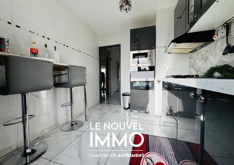 Maison - 88 m² - 4 pièces