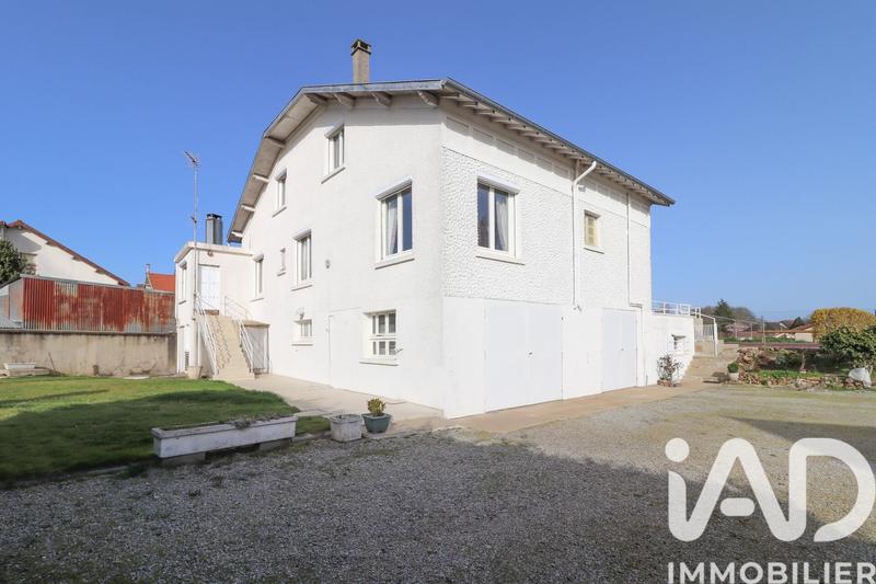 Maison - 302 m² - 10 pièces