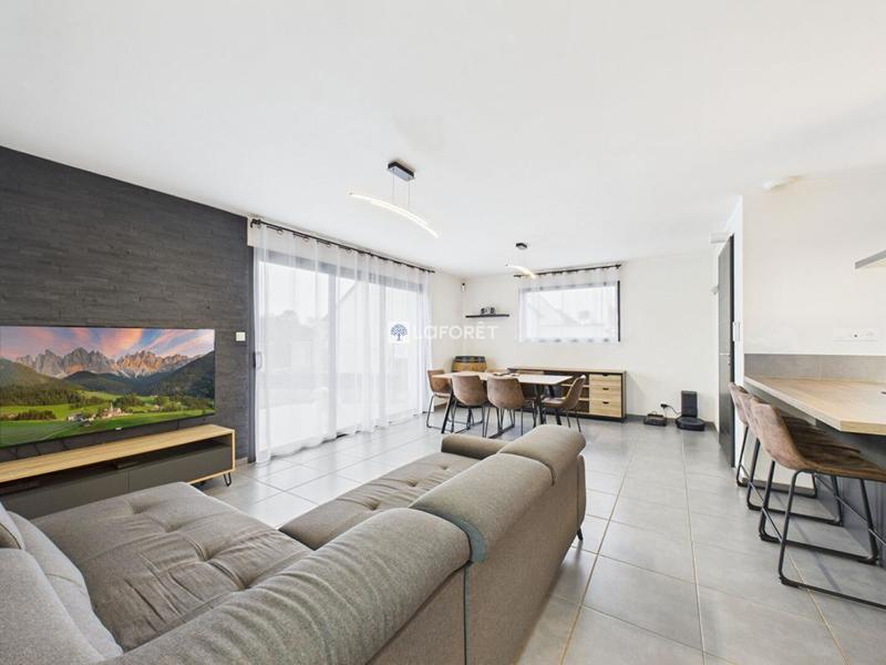 Maison - 77 m² - 4 pièces