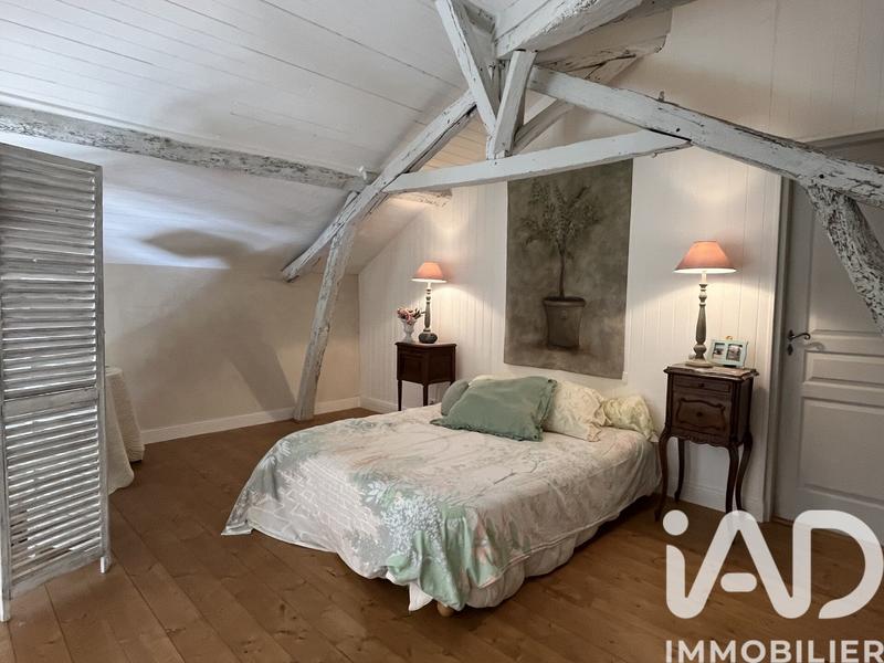 Maison - 200 m² - 6 pièces