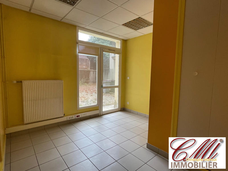 Local commercial - 95 m² - 4 pièces