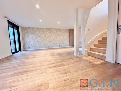 Maison - 82 m² - 4 pièces