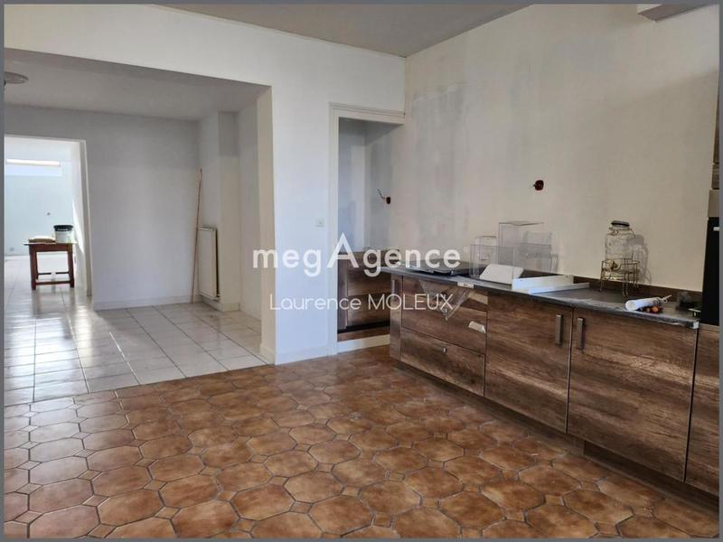 Maison de ville - 240 m² - 7 pièces