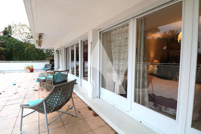 Appartement - 120 m² - 5 pièces