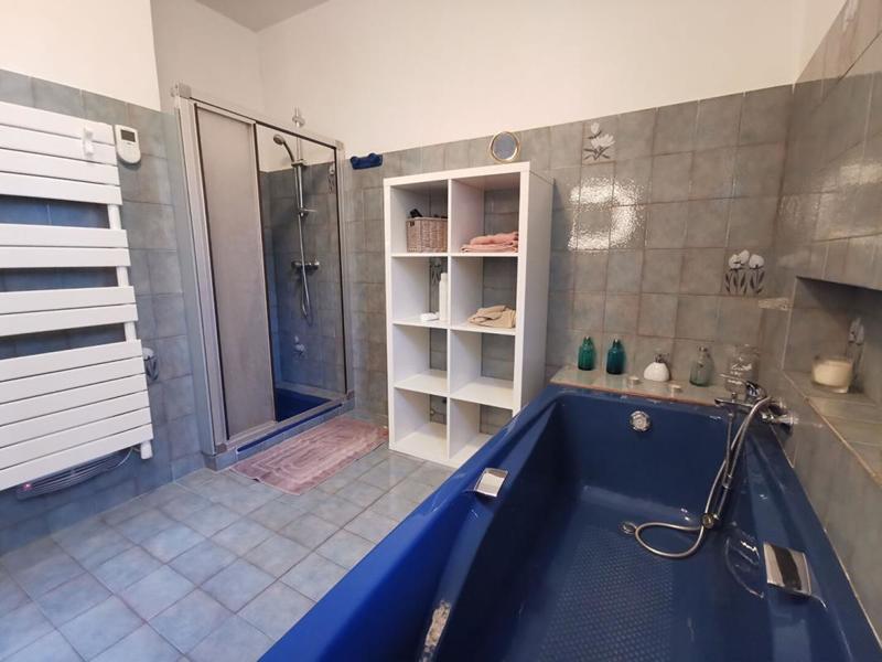 Propriété - 158 m² - 6 pièces