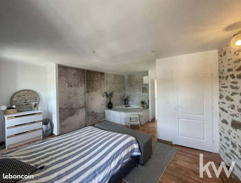 Maison - 141 m² - 5 pièces