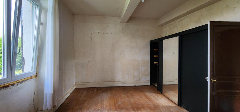 Maison - 188 m² - 7 pièces