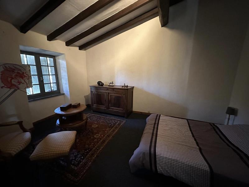 Maison - 214 m² - 5 pièces