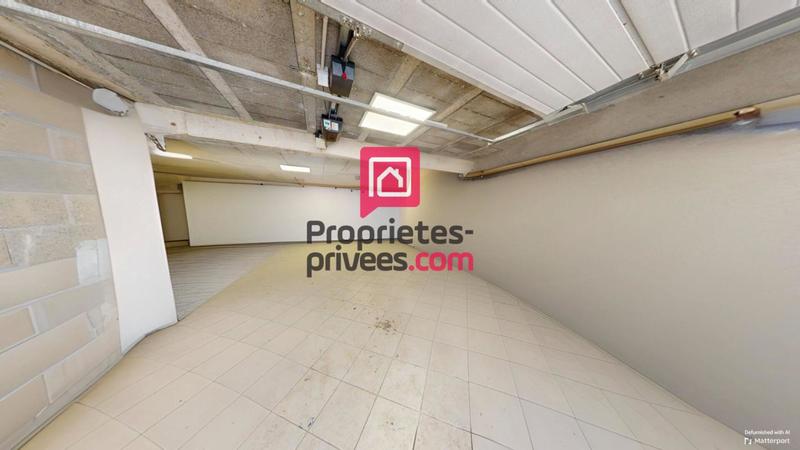 Maison - 200 m² - 6 pièces