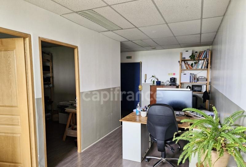 Bureau - 39 m² - 1 pièce
