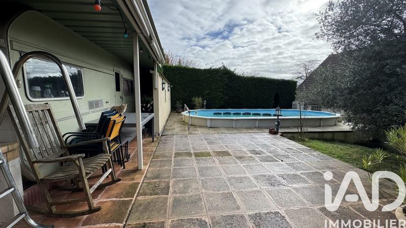 Maison - 140 m² - 5 pièces