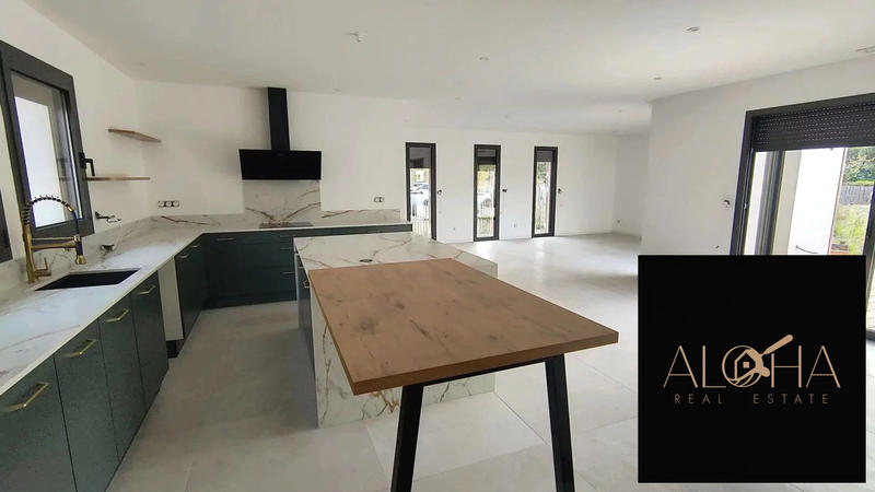 Maison - 135 m² - 5 pièces