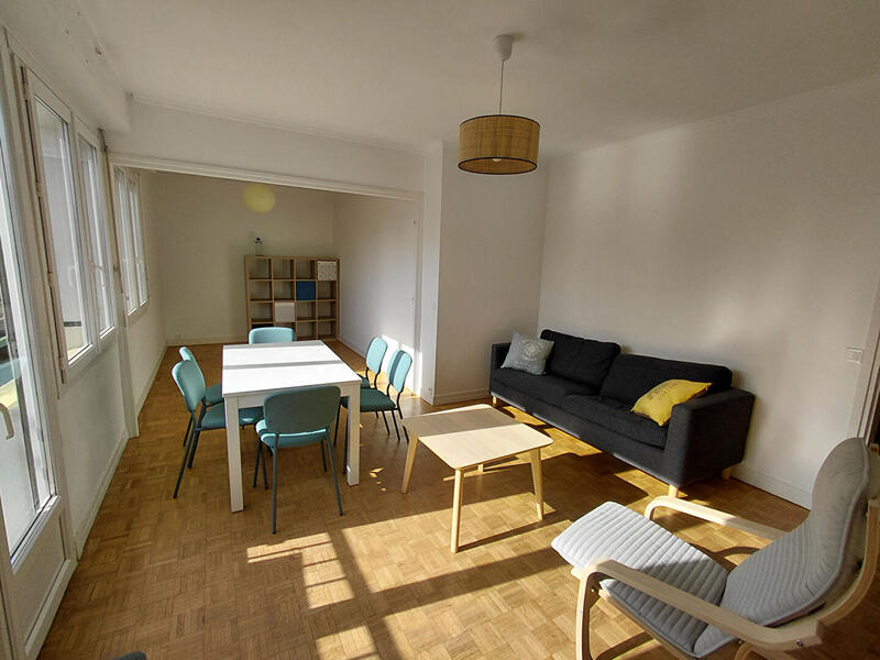 Appartement - 77 m² - 4 pièces