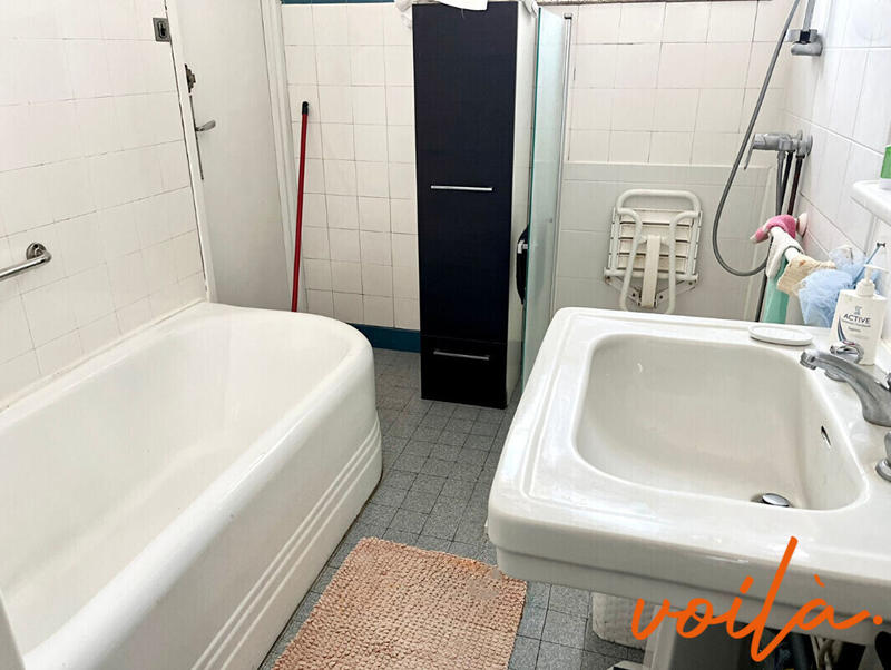 Maison - 180 m² - 7 pièces