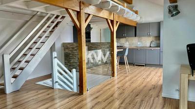 Duplex - 93 m² - 4 pièces