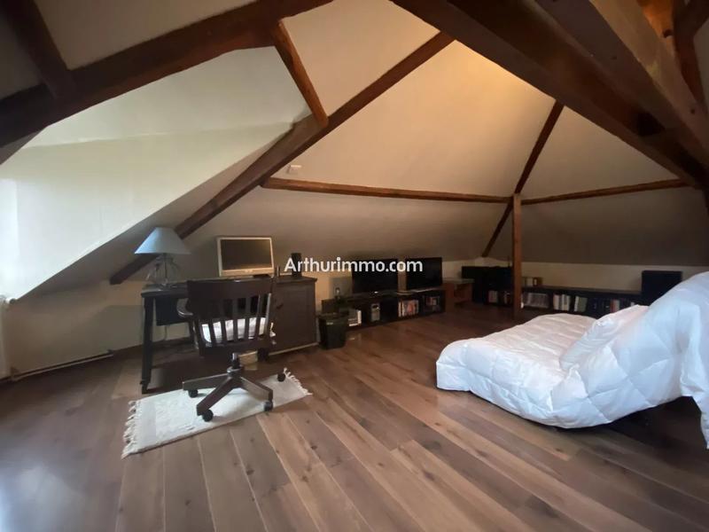 Maison - 226 m² - 7 pièces