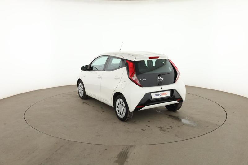Toyota Aygo 1.0 Vvt-i X-Play 5p 72 ch