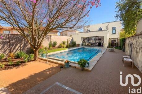 Maison de maîtres - 205 m² - 5 pièces