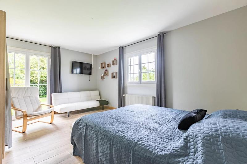 Maison - 258 m² - 8 pièces