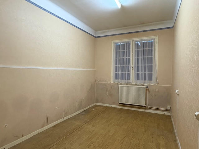 Propriété - 126 m² - 6 pièces