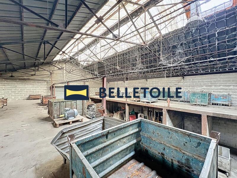 Entrepôt - 792 m²