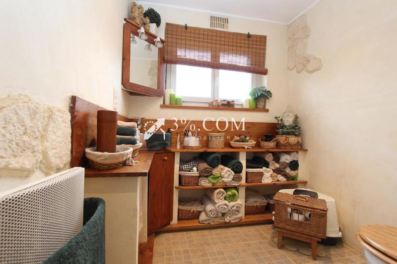 Maison - 240 m² - 8 pièces