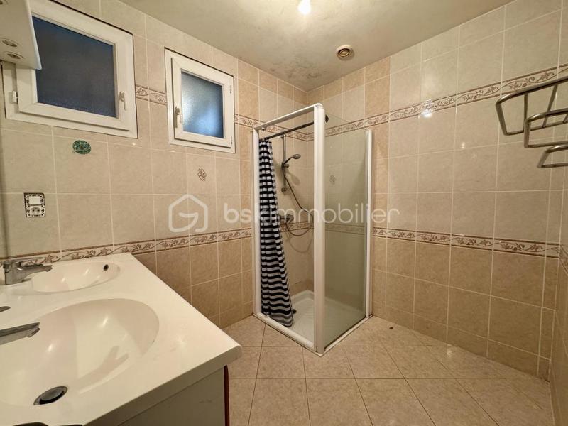 Maison - 140 m² - 7 pièces