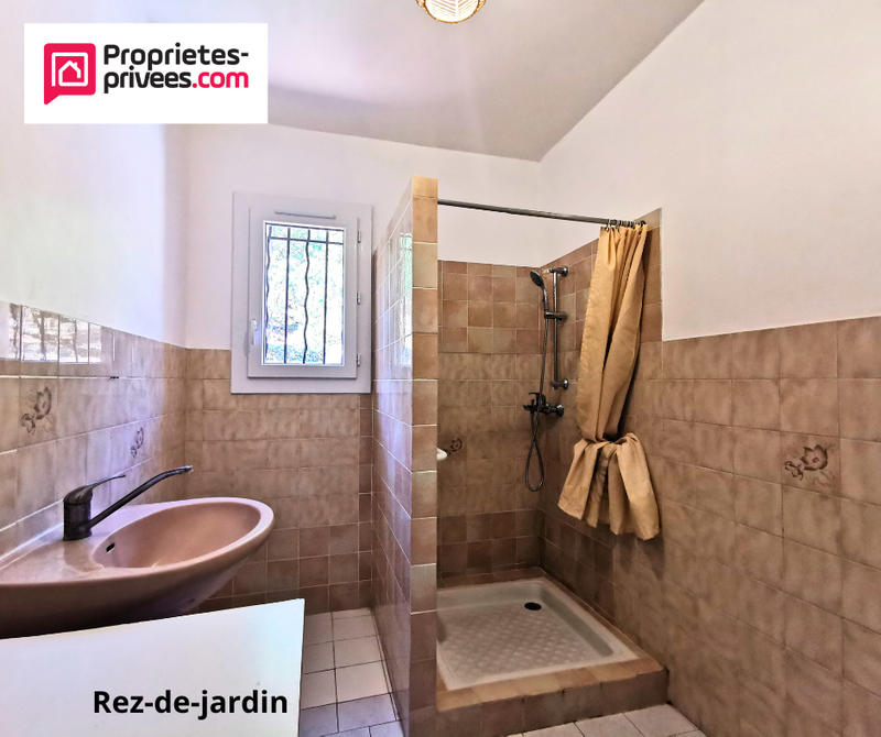 Maison - 162 m² - 8 pièces