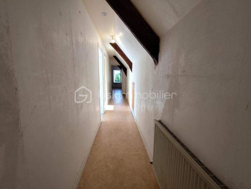 Maison - 113 m² - 9 pièces