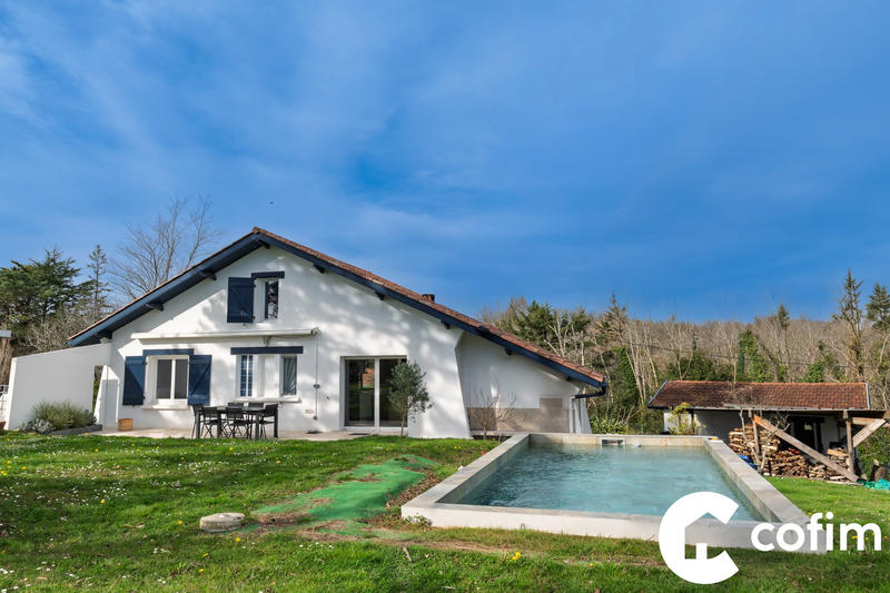 Maison - 86 m² - 4 pièces